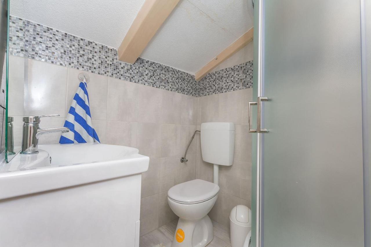 Apartments Ana Omiš Εξωτερικό φωτογραφία