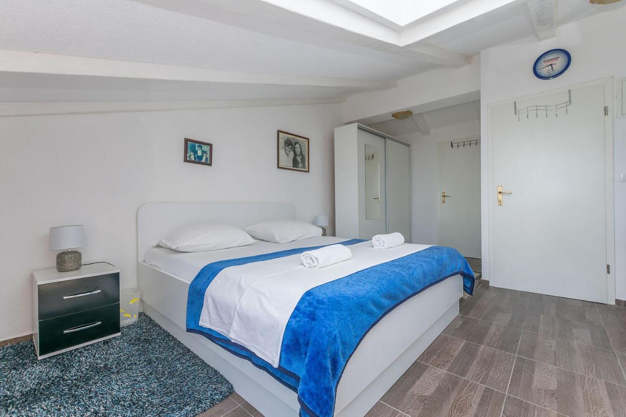 Apartments Ana Omiš Εξωτερικό φωτογραφία