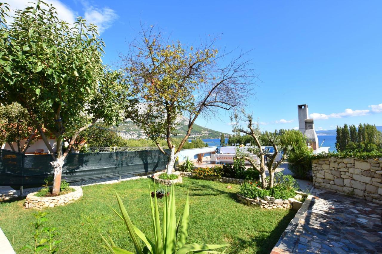 Apartments Ana Omiš Εξωτερικό φωτογραφία