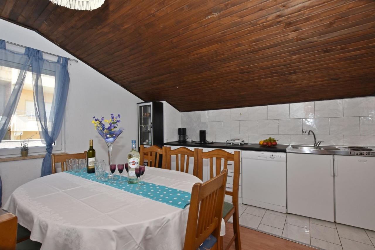 Apartments Ana Omiš Εξωτερικό φωτογραφία