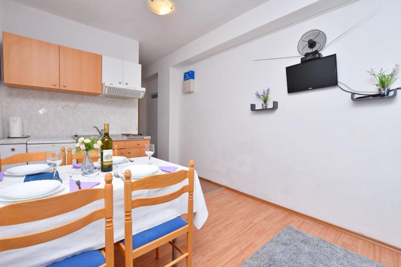 Apartments Ana Omiš Εξωτερικό φωτογραφία