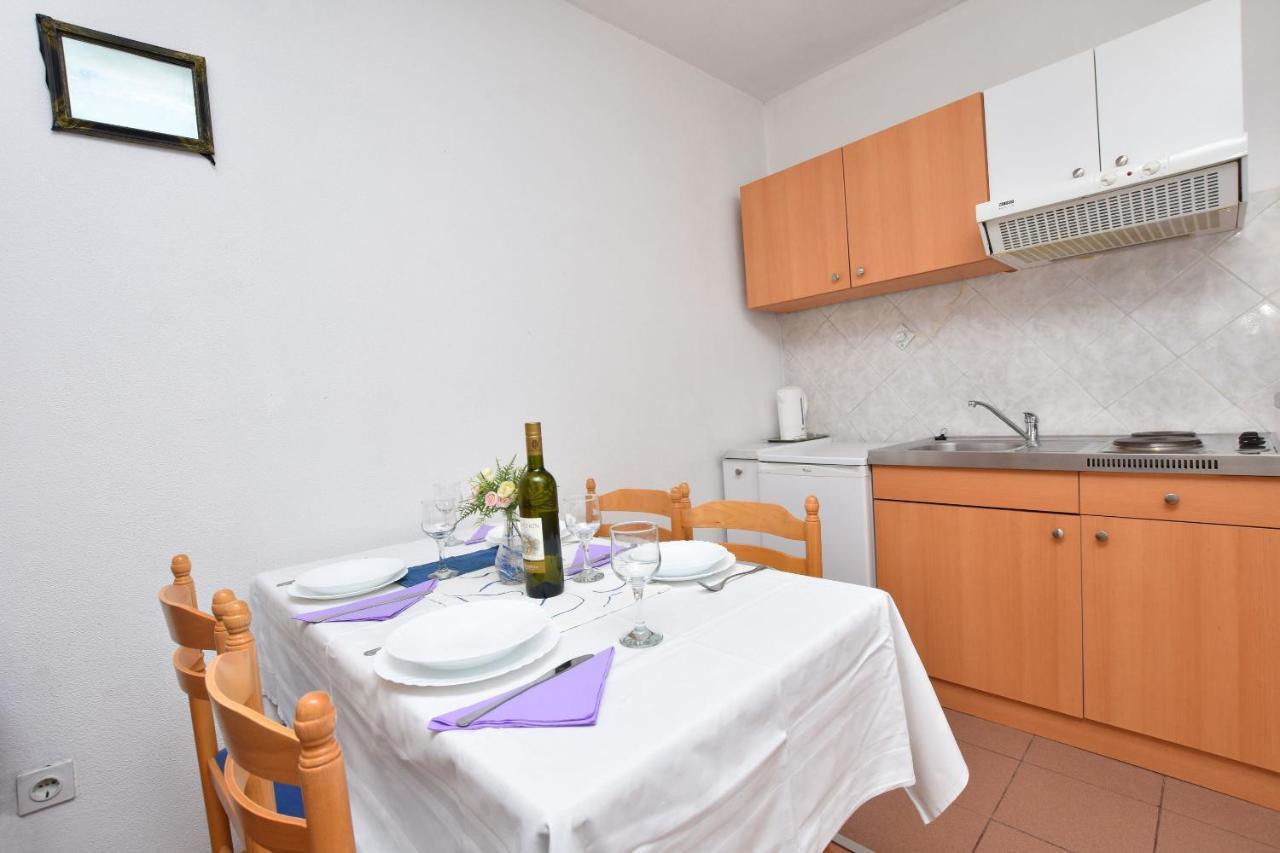 Apartments Ana Omiš Εξωτερικό φωτογραφία