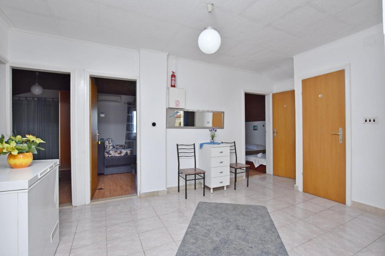Apartments Ana Omiš Εξωτερικό φωτογραφία