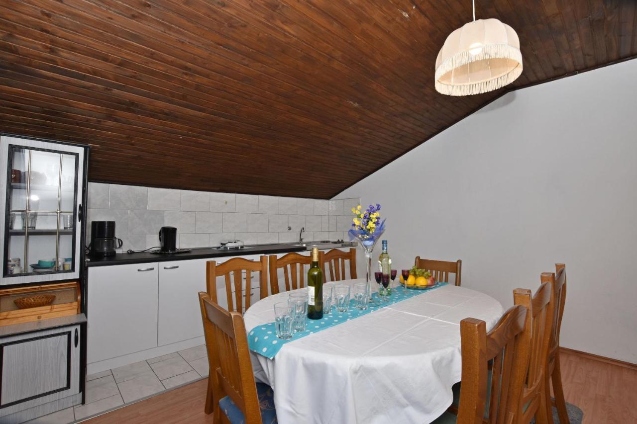 Apartments Ana Omiš Εξωτερικό φωτογραφία